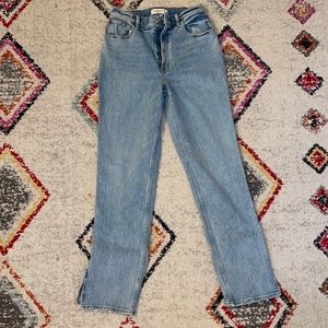 Abercrombie & Fitch Curve Love ‘90s straight ultra high rise